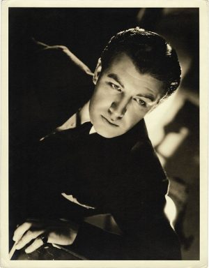 Robert Taylor Deluxe Mgm Studio Still 10 X 13 Ted Allan (2)