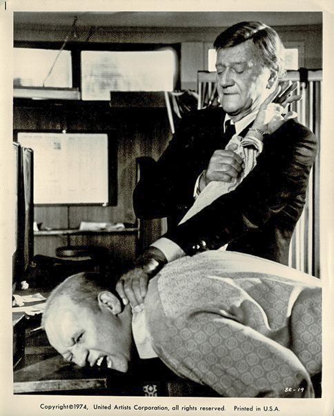 John Wayne Brannigan 8 X 10 Still 1975 (2) John Wayne Brannigan 8 X 10 Still 1975 (2)