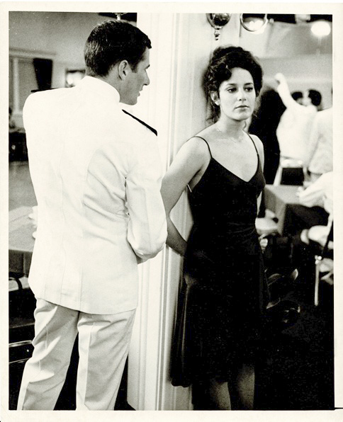 An Officer And A Gentleman Us 8 X 10 Still (5)