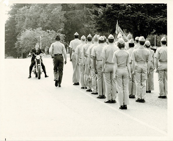An Officer And A Gentleman Us 8 X 10 Still (6) An Officer And A Gentleman Us 8 X 10 Still (6)